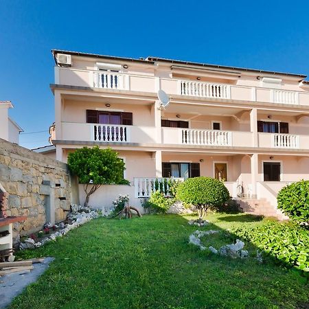 Apartments Dragan Lopar Exterior photo